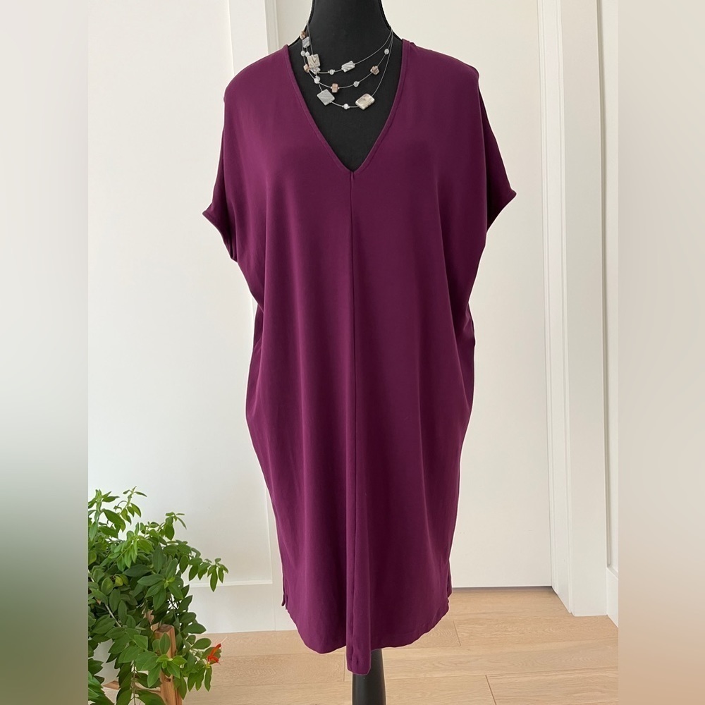 LILLA P Mini Dress Tunic Cap Sleeve Deep V Neck Purple Contemporary Minimalist